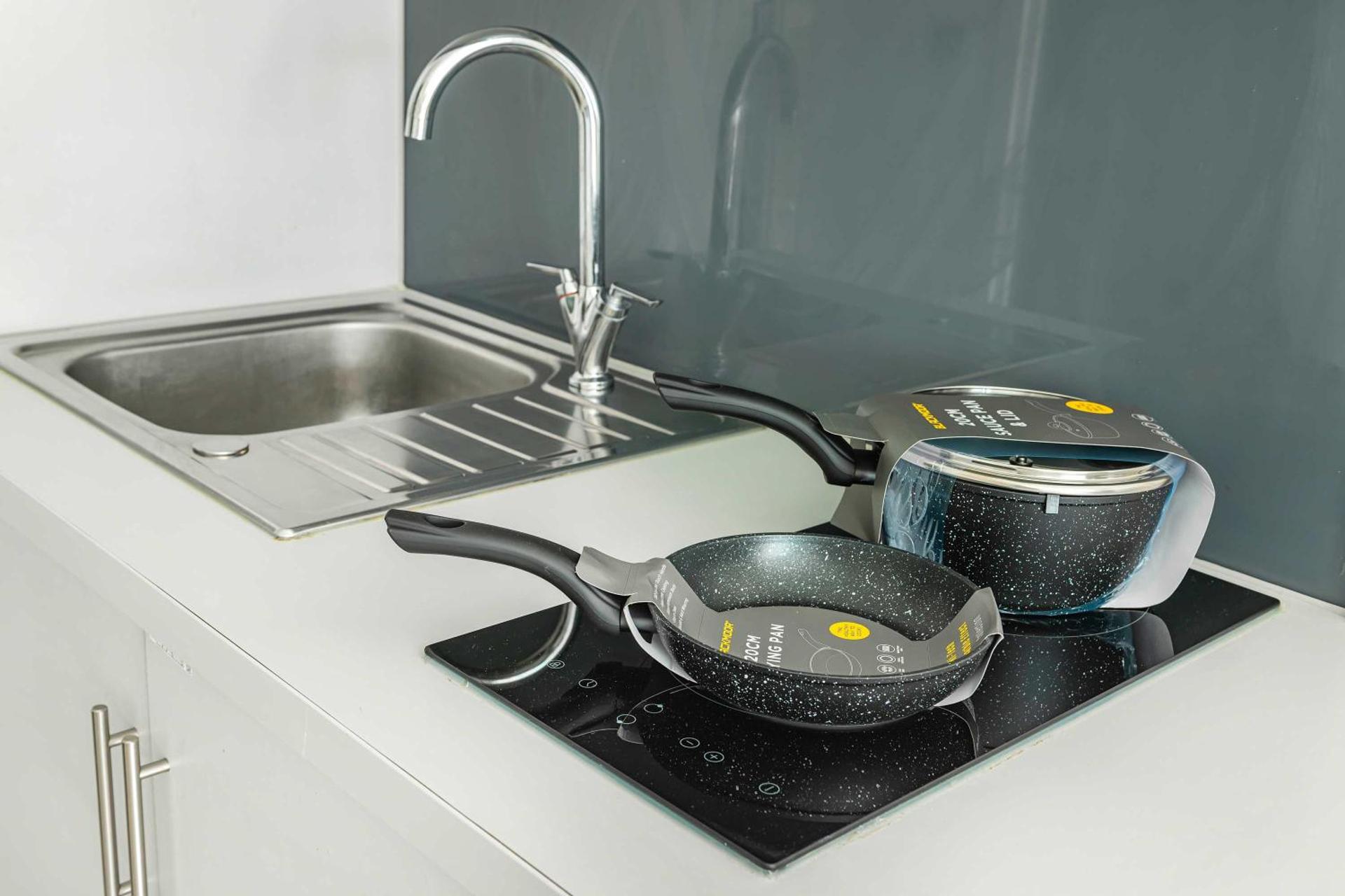 Student Only Studios Near Nottingham Train Station