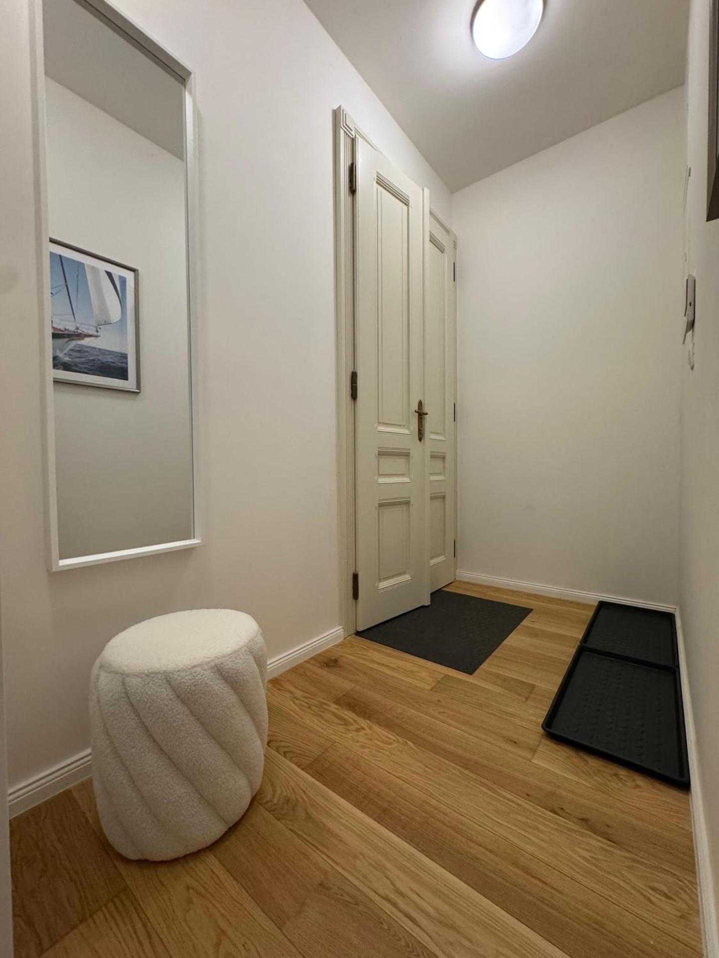 Modern Luxury Apartment with Garden