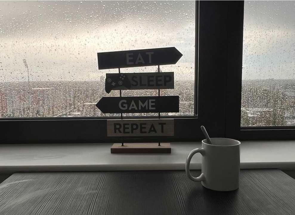 Stay Zeni, Alexandra Rise Manchester Fab Studio