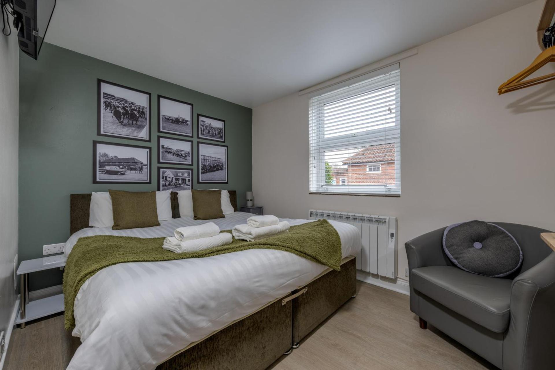 Stableside Hotel at York Racecourse