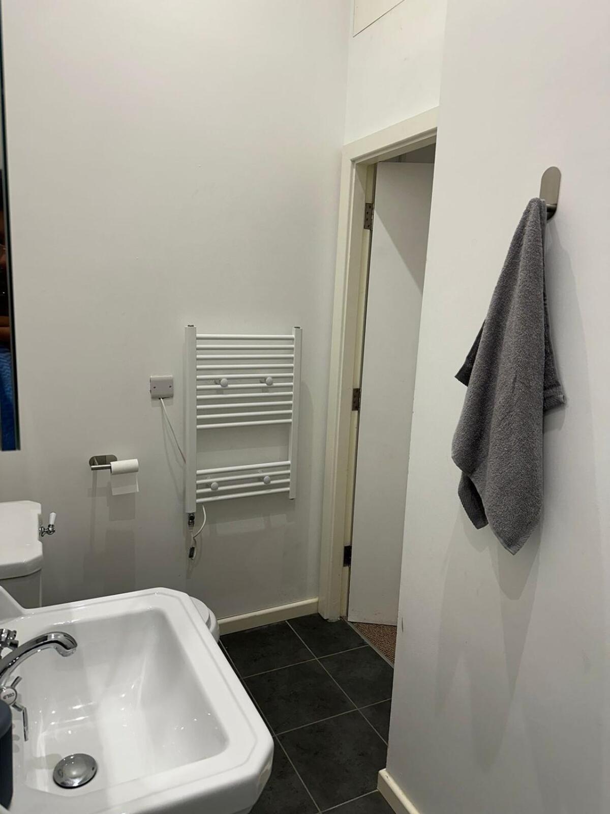 Chic & Comfy 1 Bed Apartment Sheffield Stay