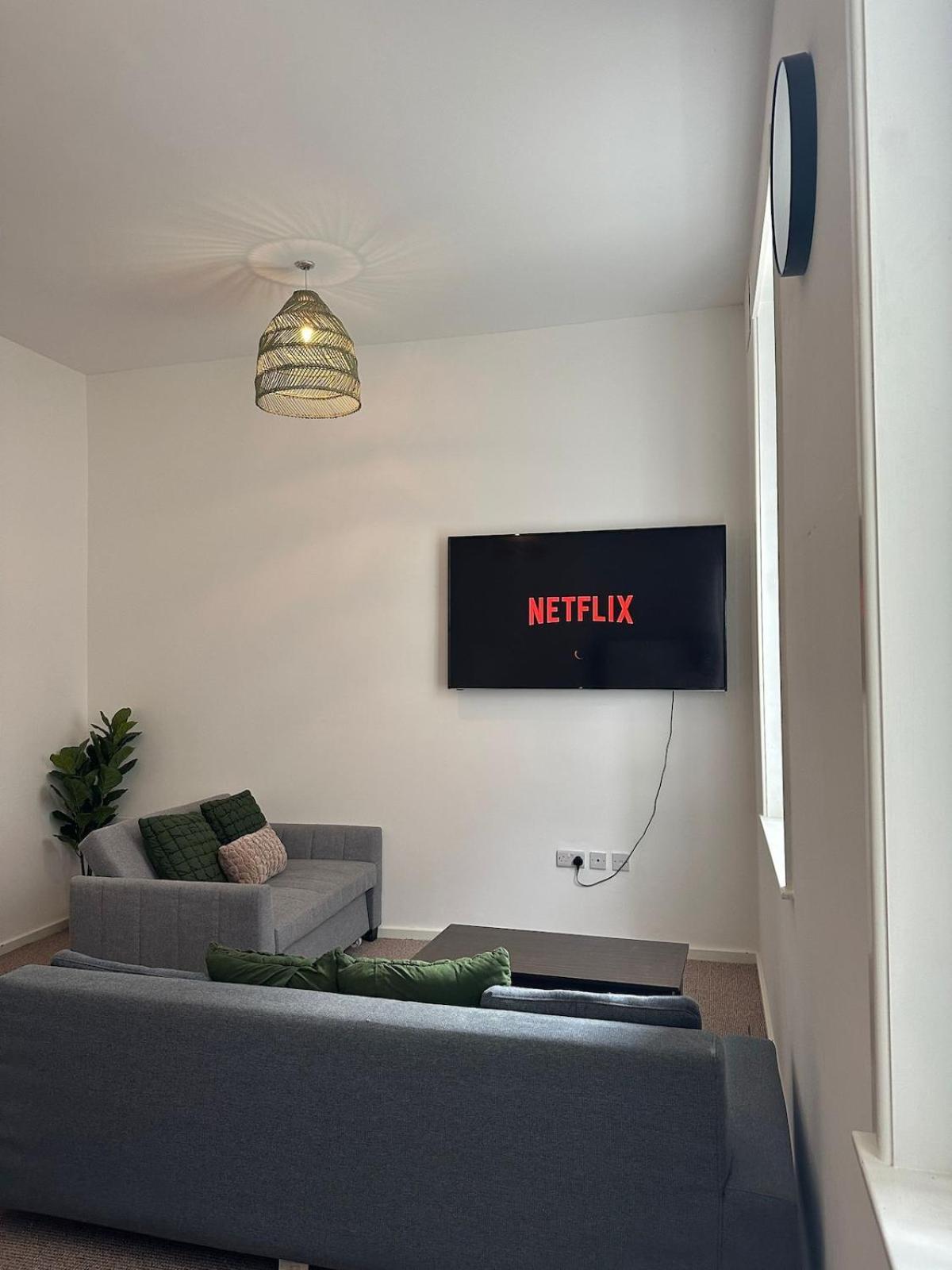 Chic & Comfy 1 Bed Apartment Sheffield Stay