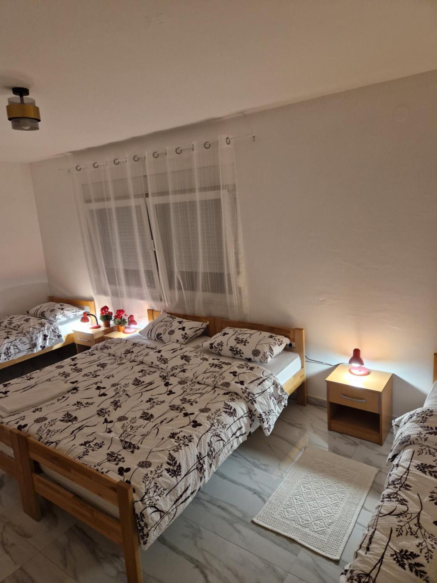 Sobe Zimmer & Apartmani Nova Gradiška