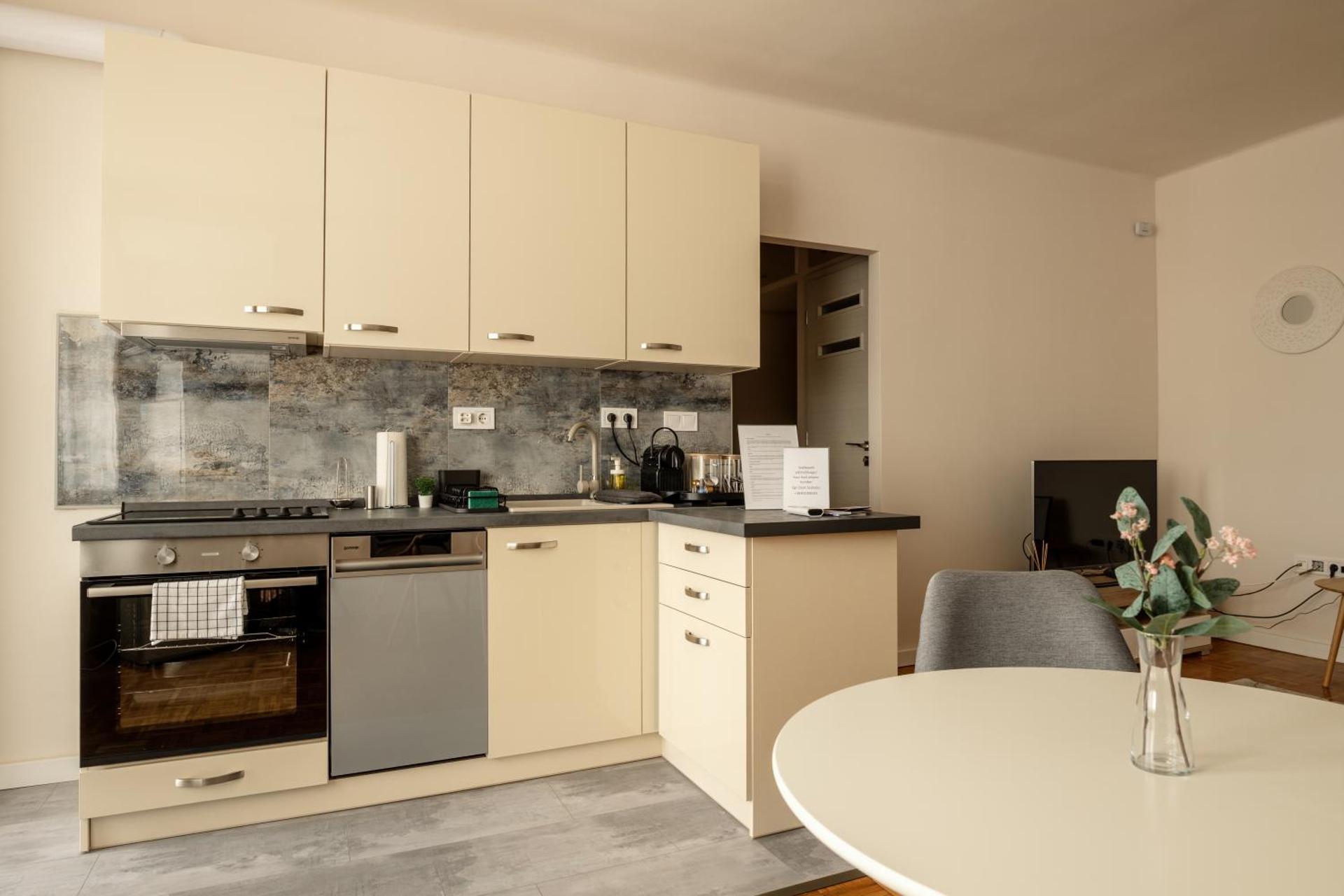 Petőfi Family Apartman