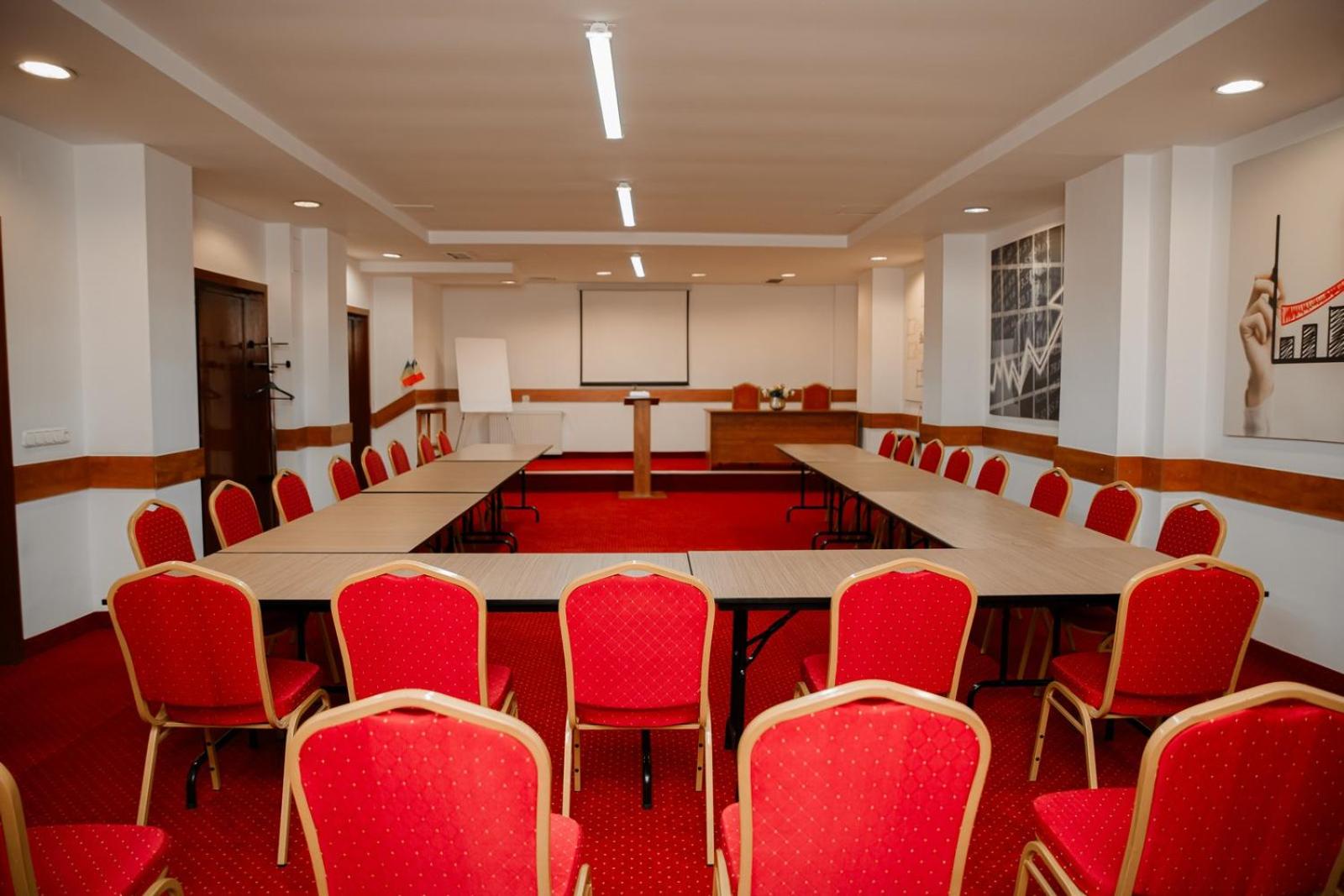 Meeting/conference room