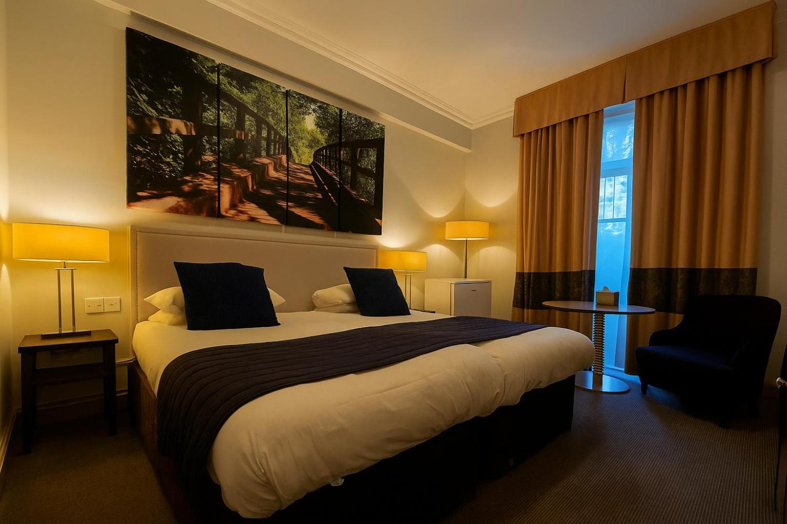 Dancenter Boutique Luxury Gatwick Airport