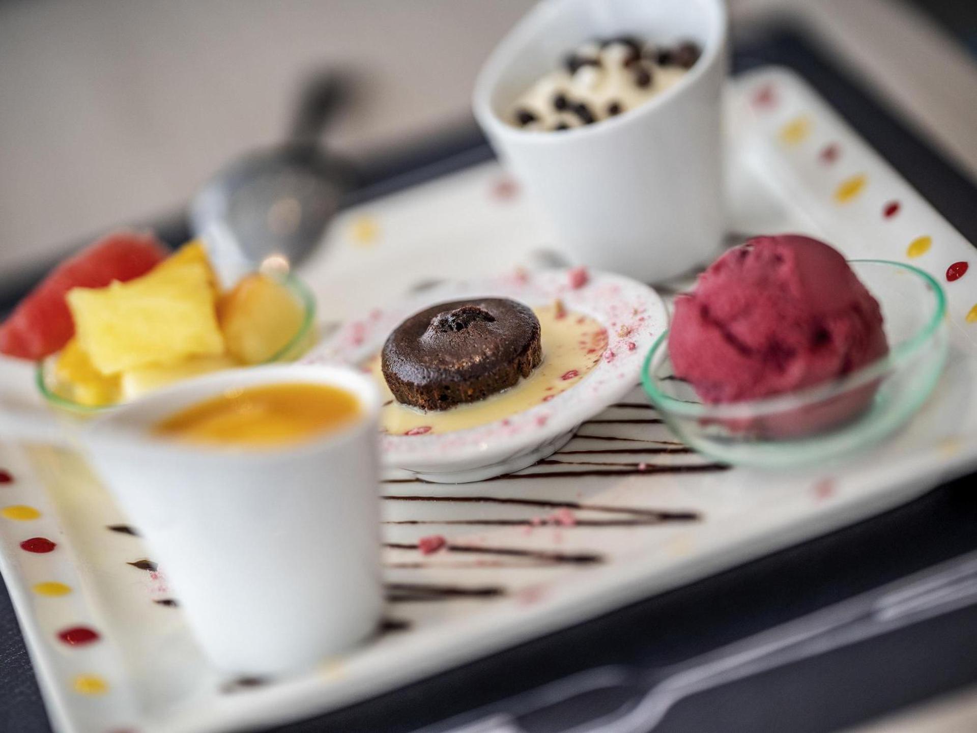 Restaurant/places to eat