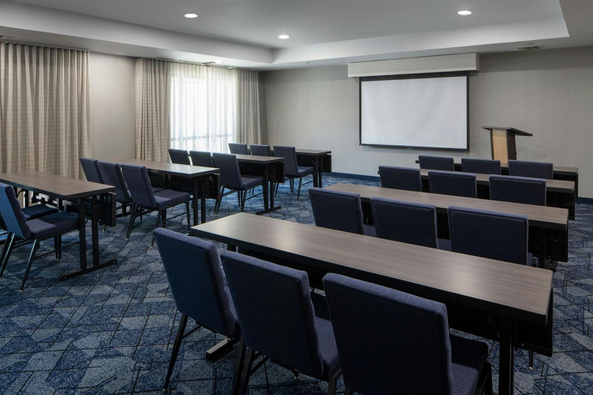 Meeting/conference room