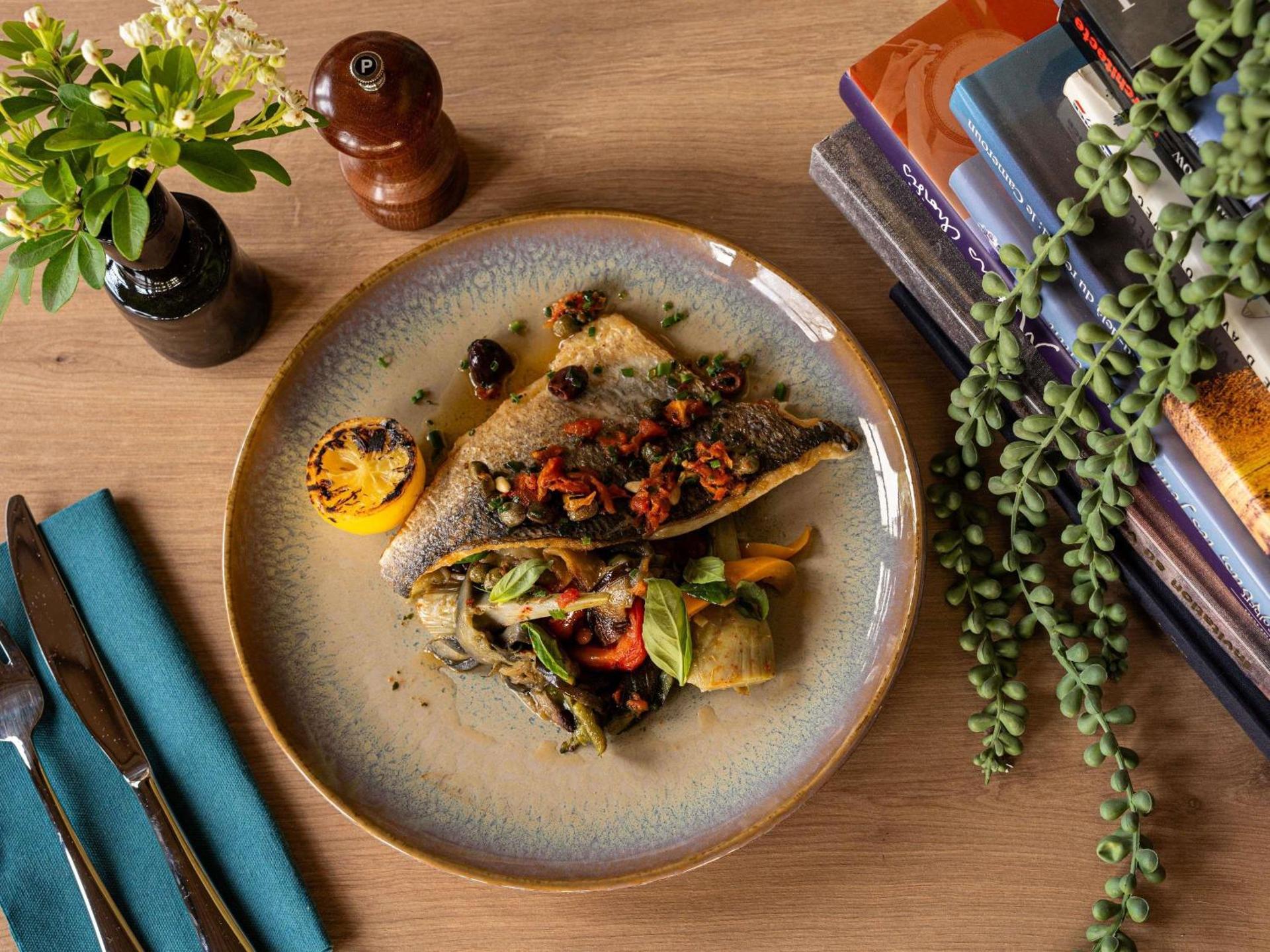 Restaurant/places to eat