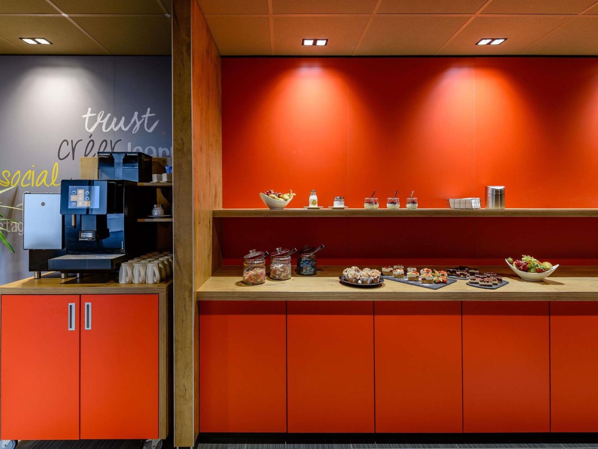 Meeting/conference room