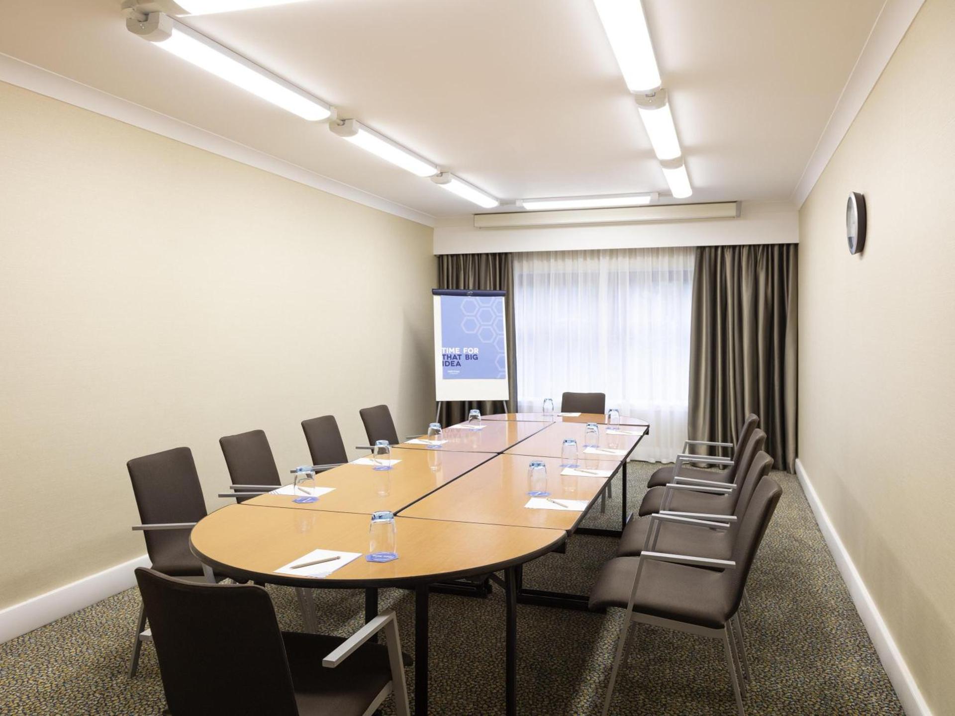 Meeting/conference room