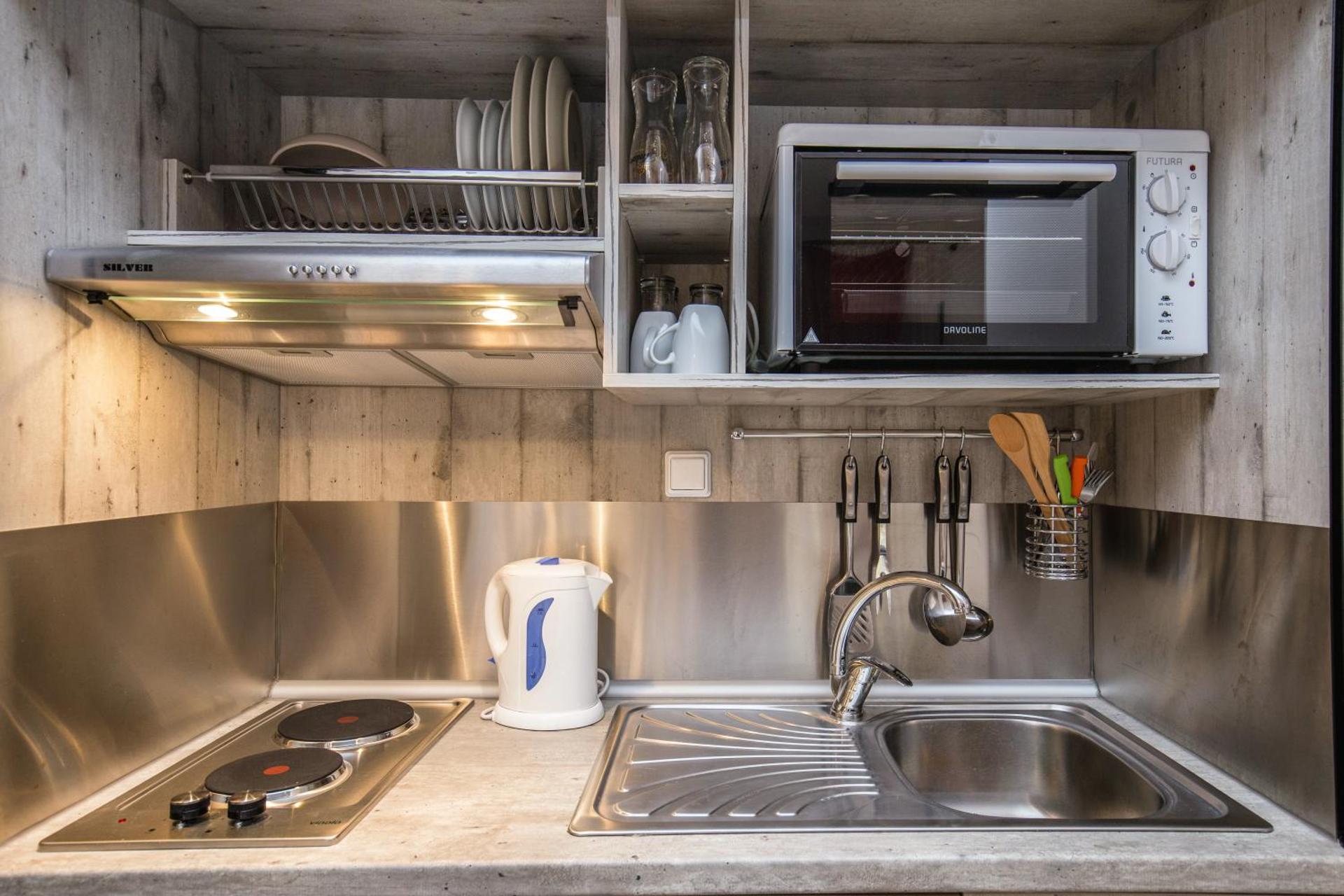 Kitchen or kitchenette