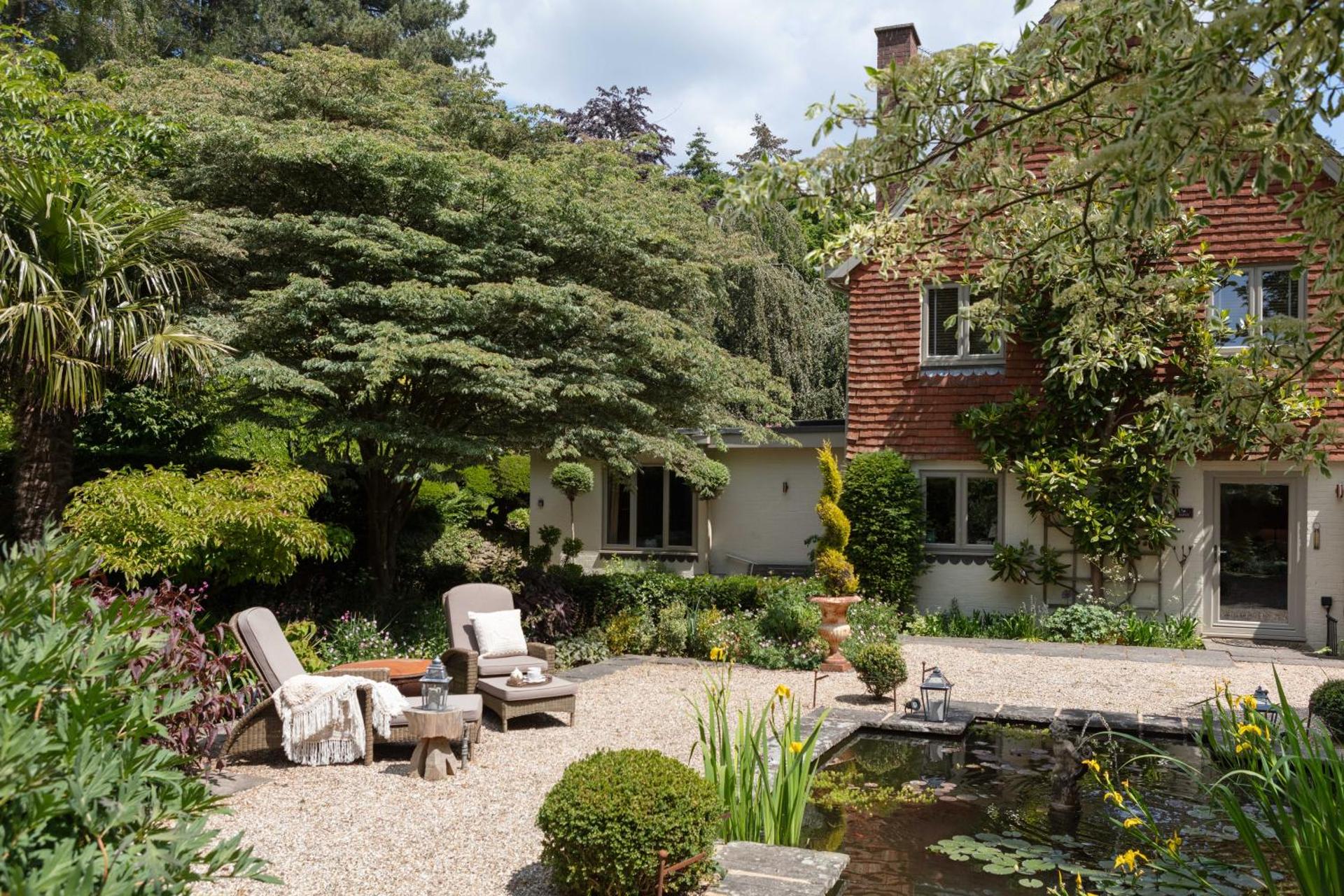 Nest Stay By The Butler Collection