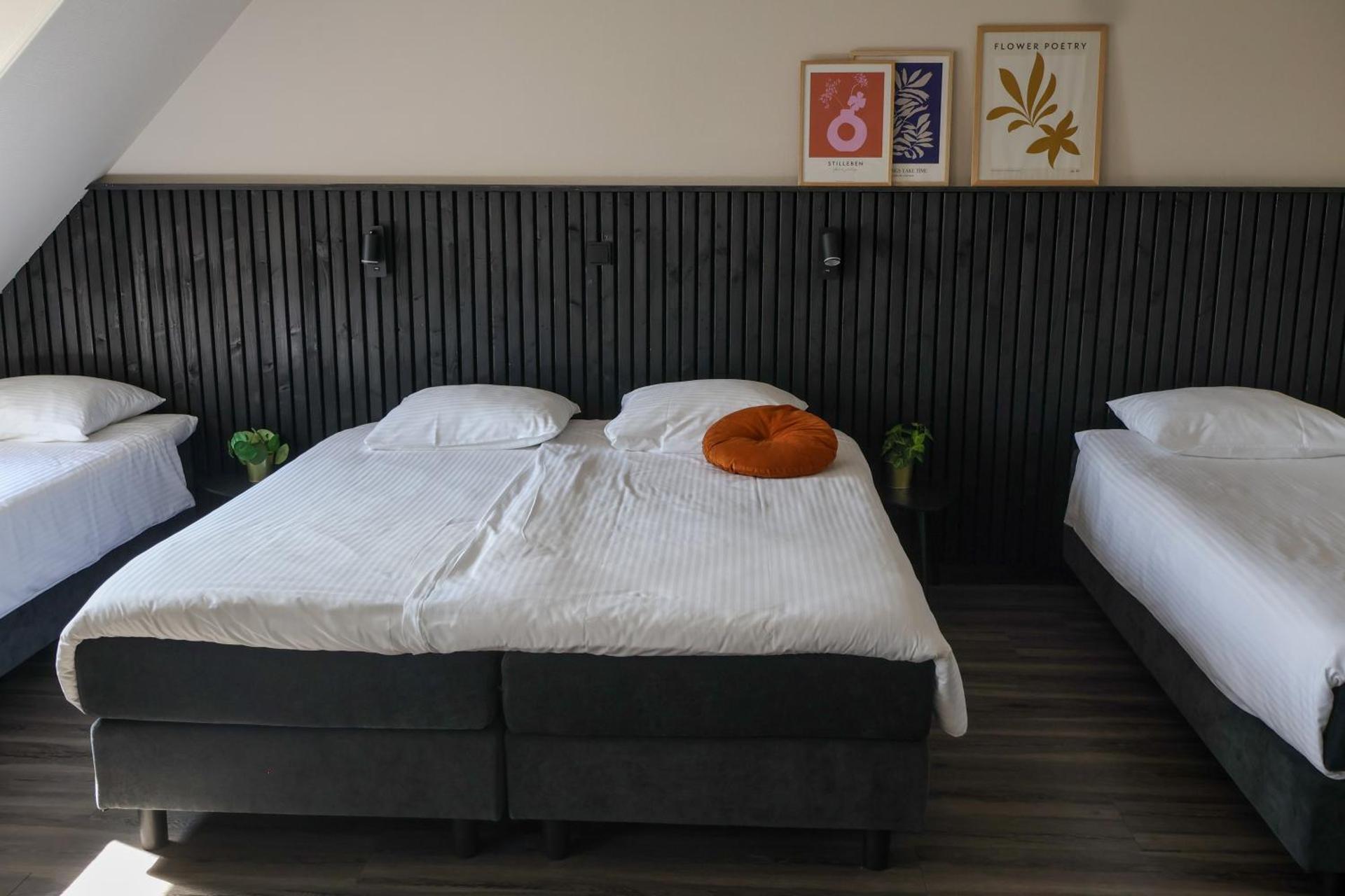 Neljän hengen huone - Oma kylpyhuone