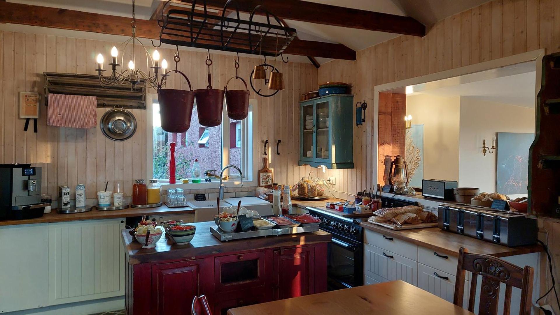 Coffee/tea facilities