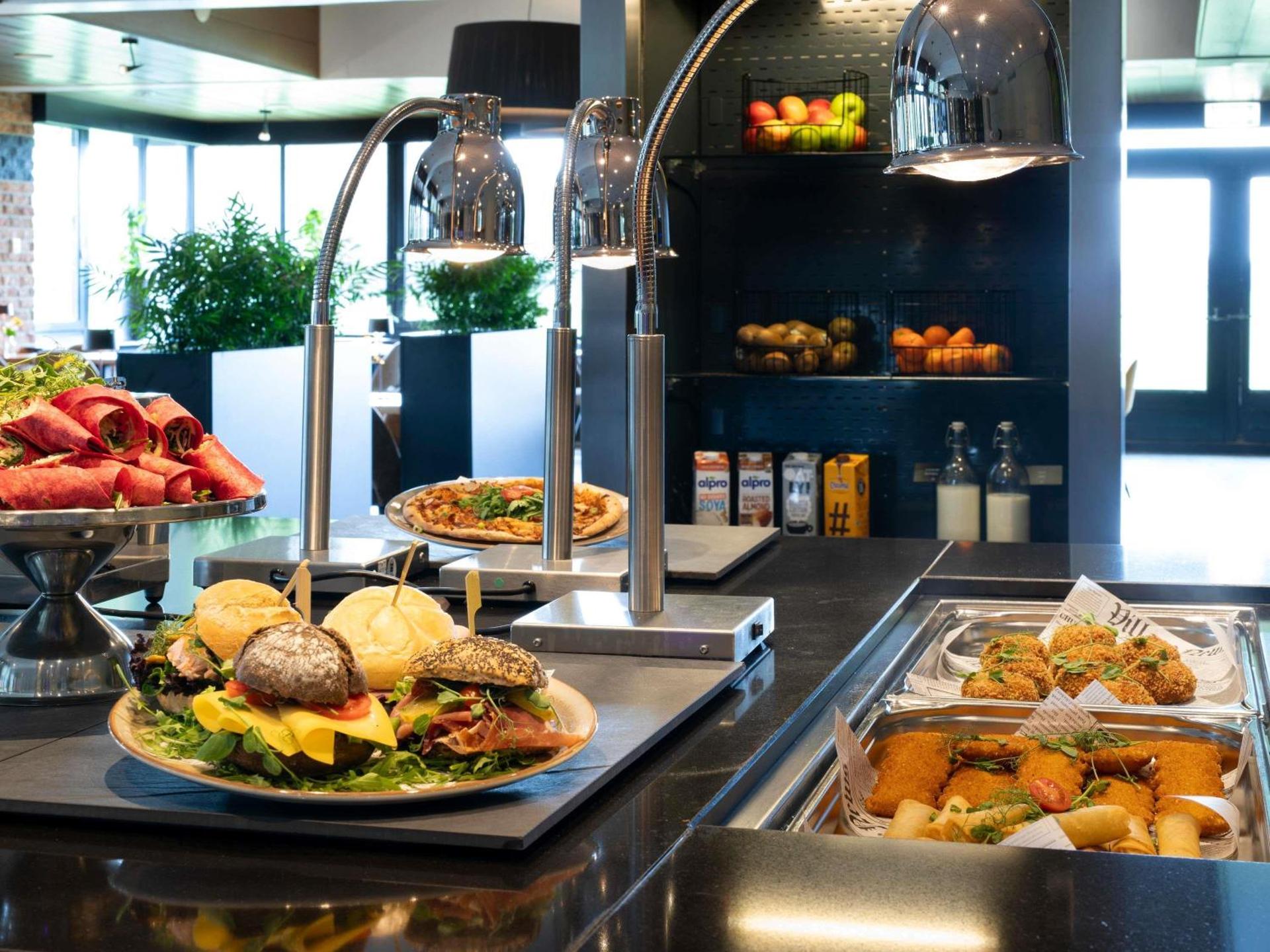 Restaurant/places to eat