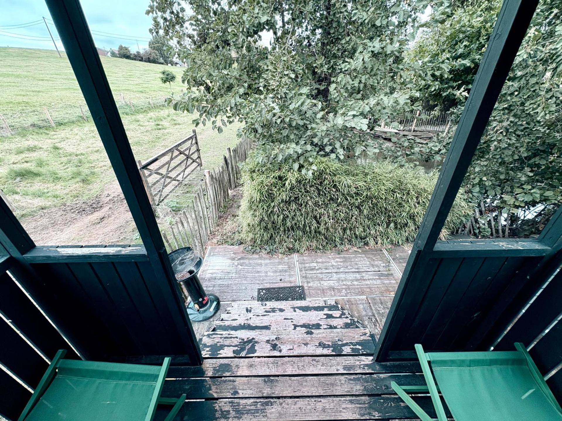 La Roulotte de Papou - 2 adultes & 1 enfant