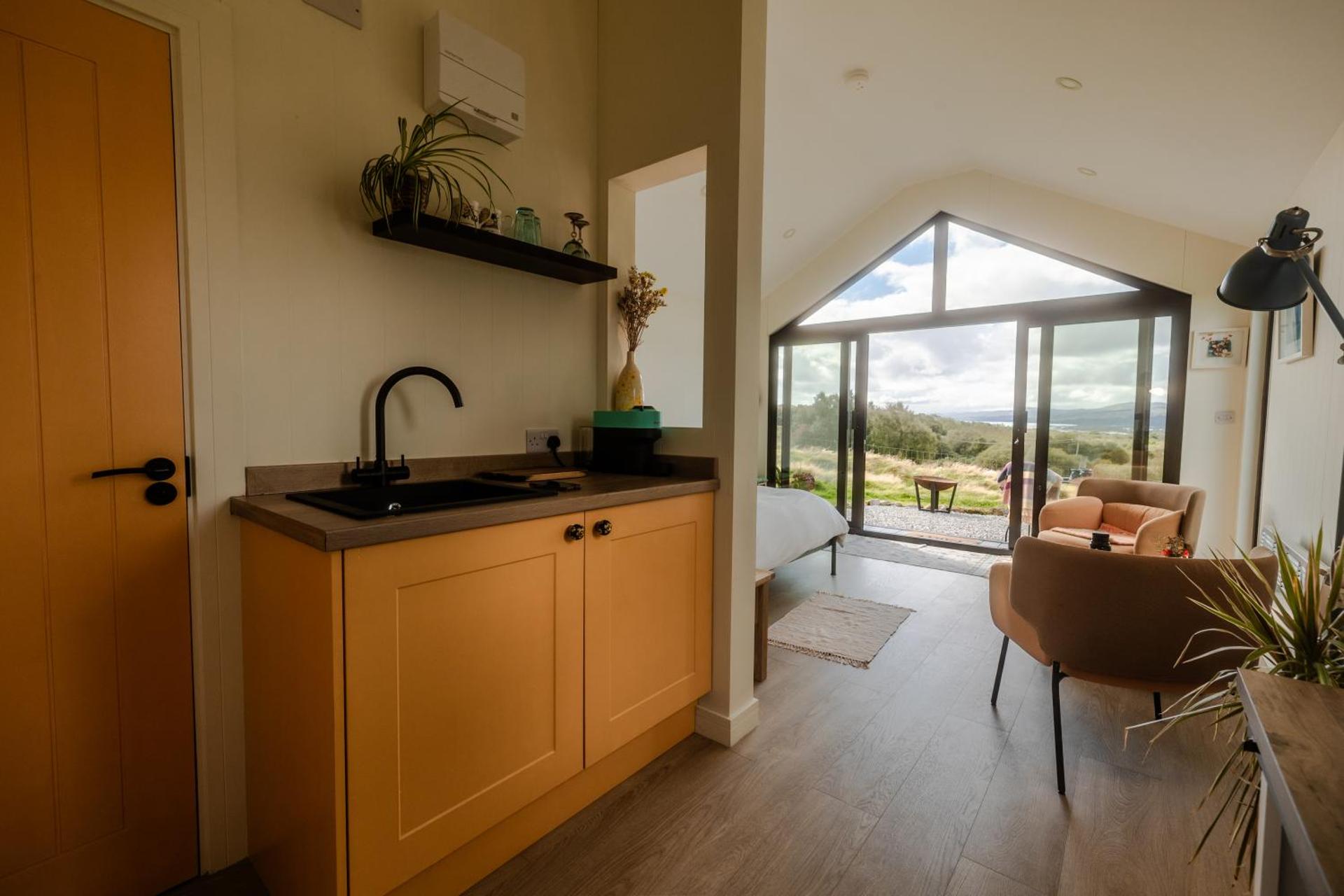 Oaklane Glamping Cabins