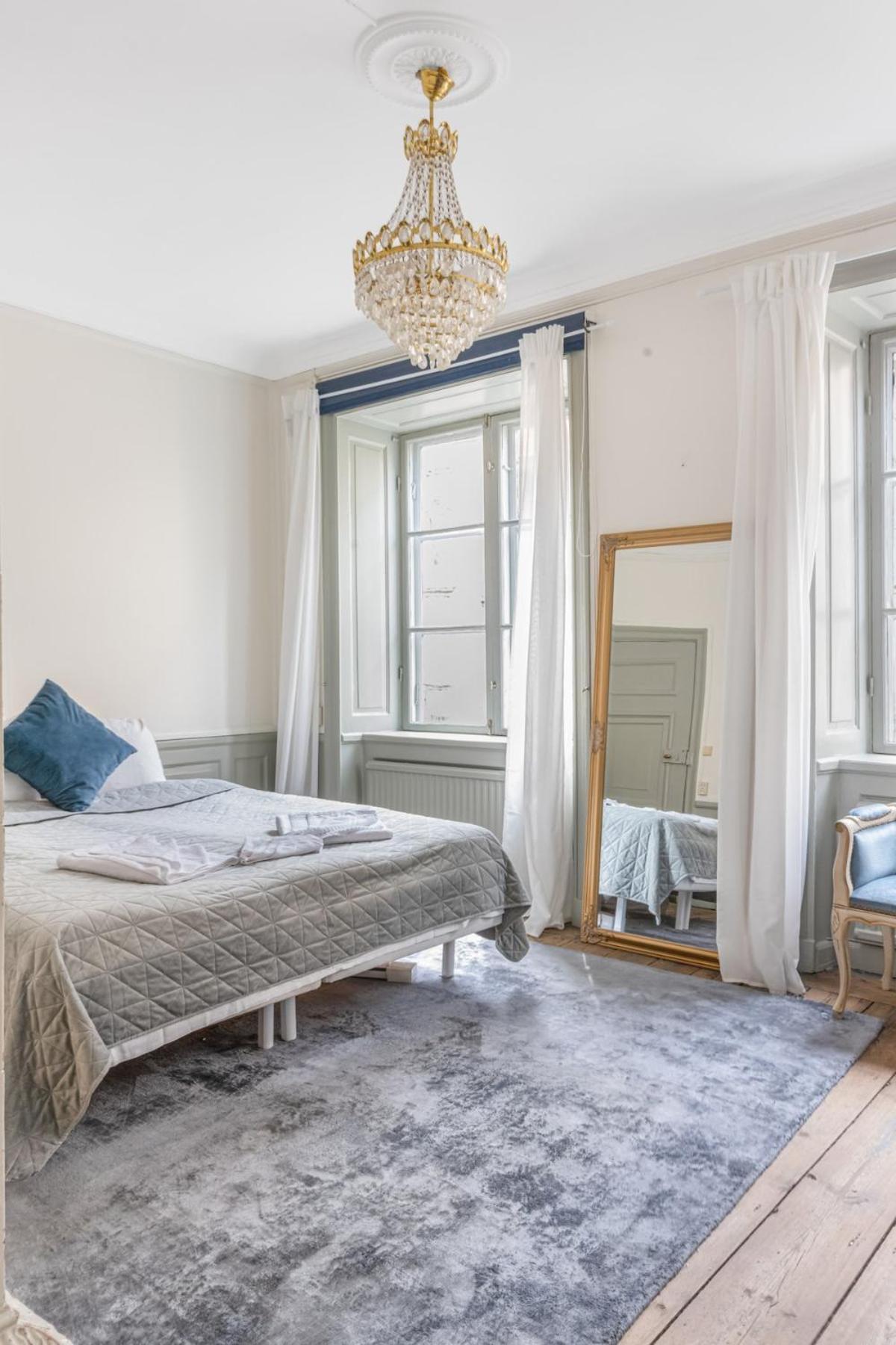 Historic apartment in Old Town