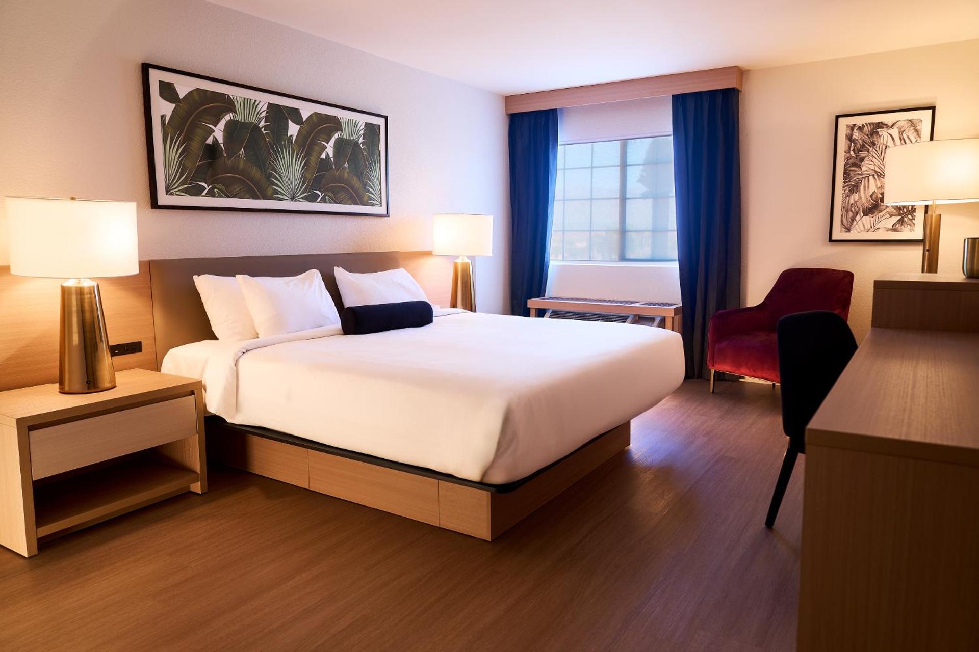 CasaBlanca Resort, Casino, Golf & Spa