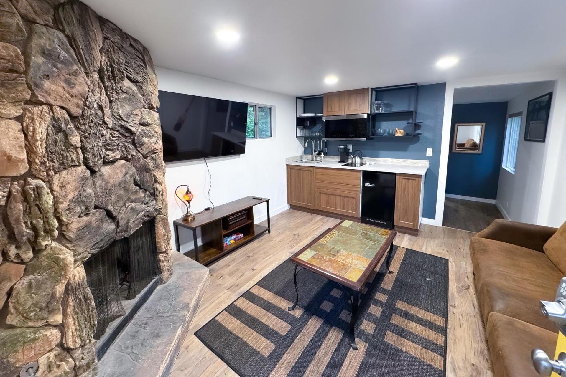 One-Bedroom Bungalow