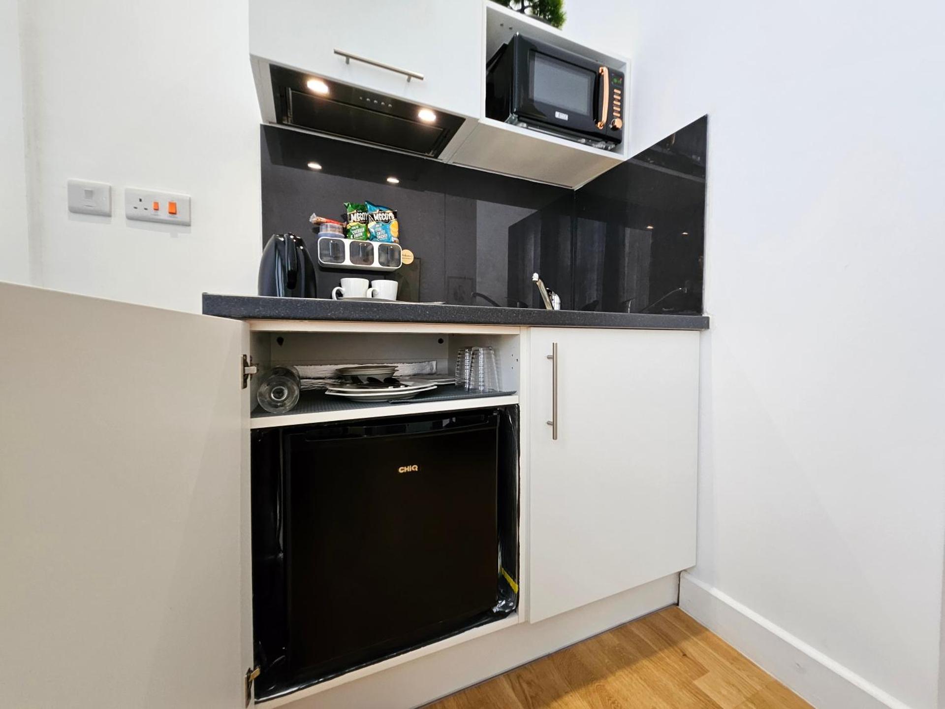 Central Chambers Suites - Suite 1