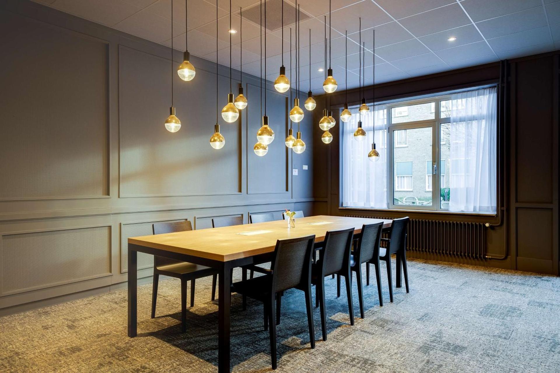 Meeting/conference room