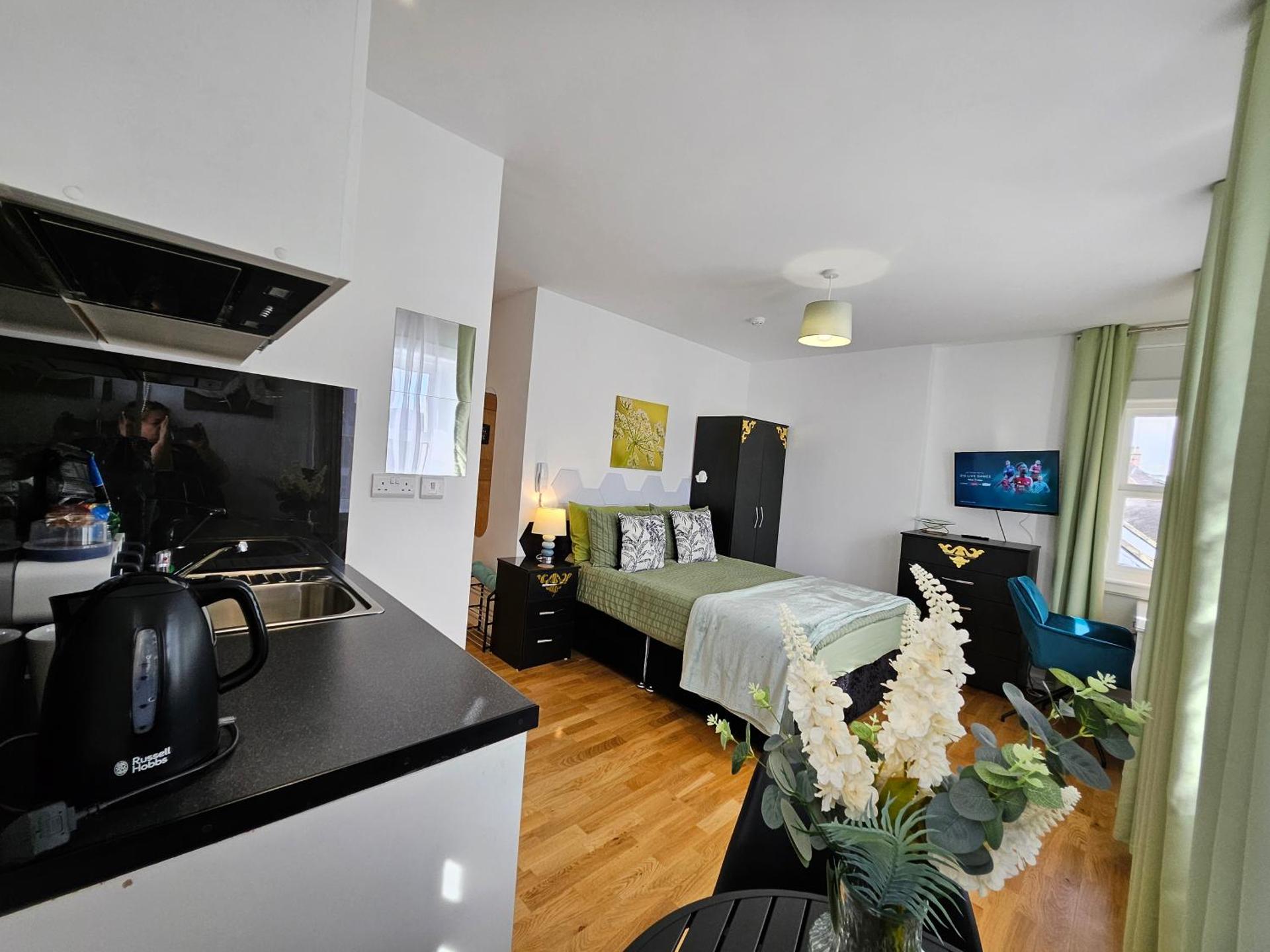 Central Chambers Suites Suite 3