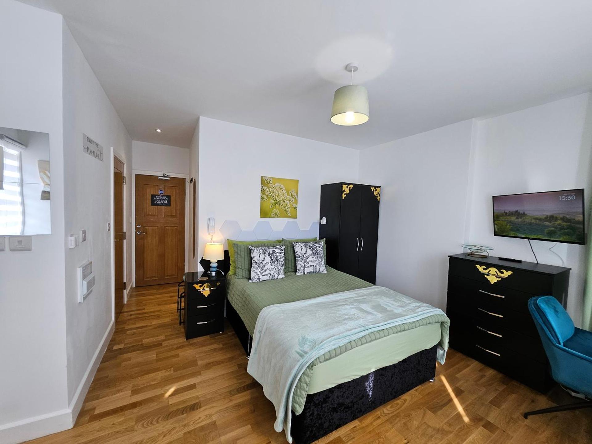 Central Chambers Suites Suite 3