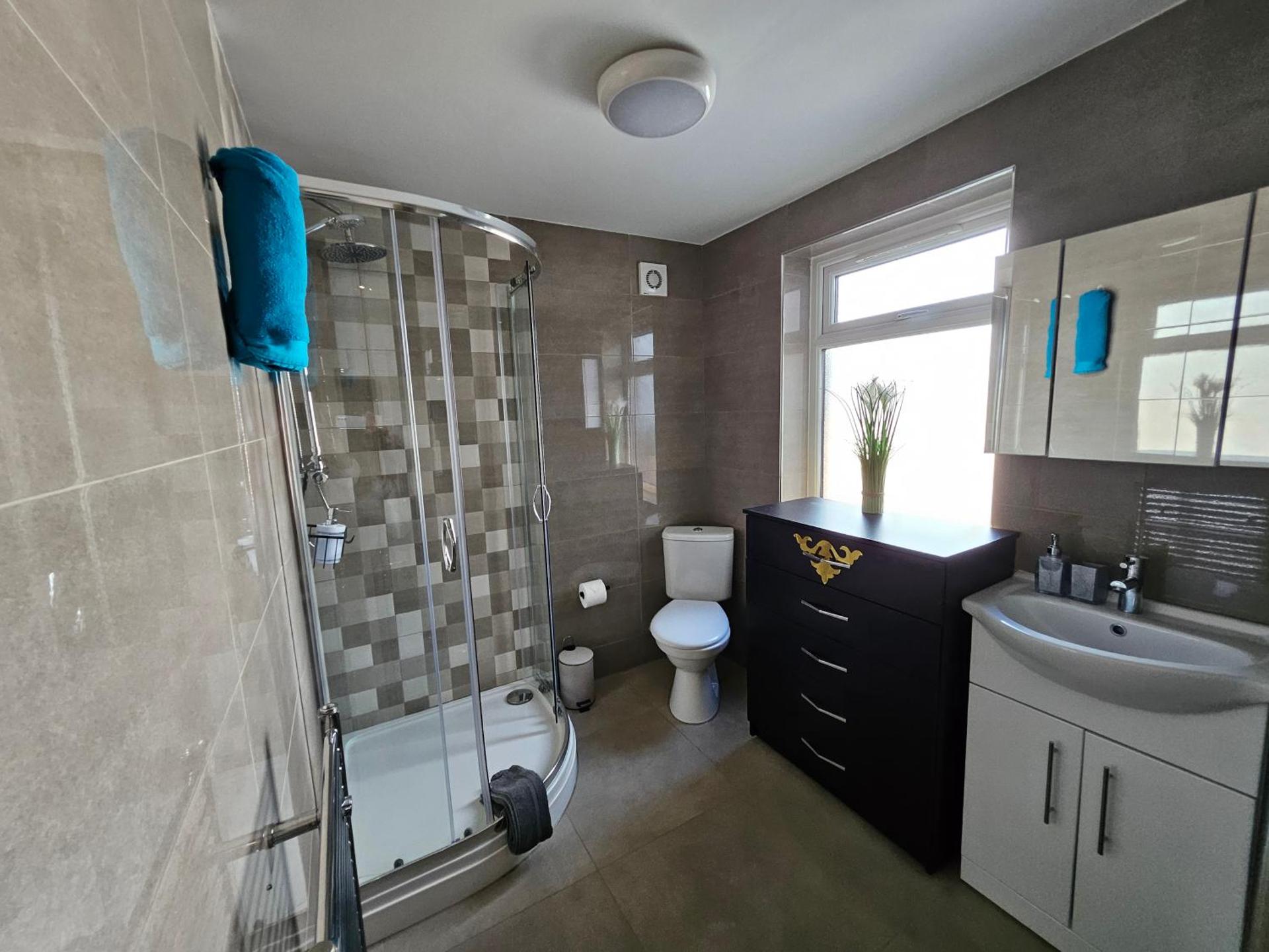 Central Chambers Suites - Suite 5