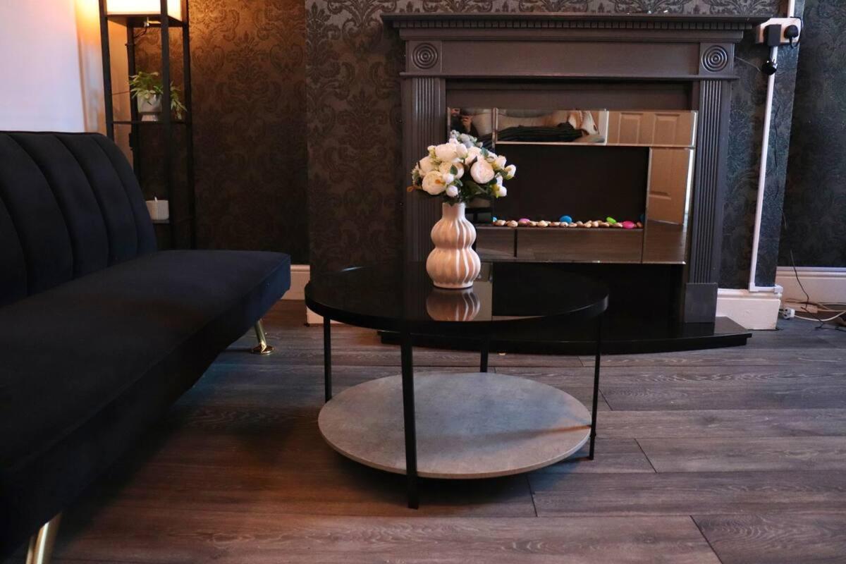 Blooming 2 bedroom Property