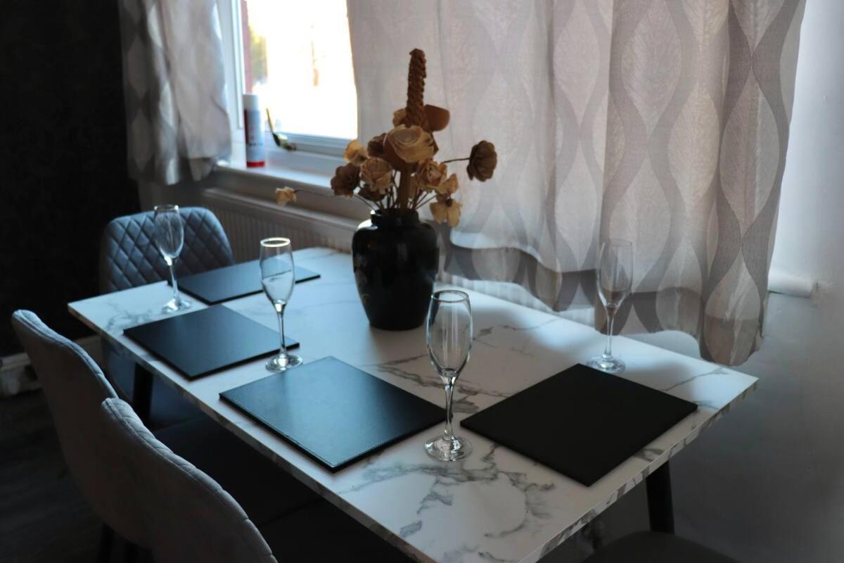 Blooming 2 bedroom Property