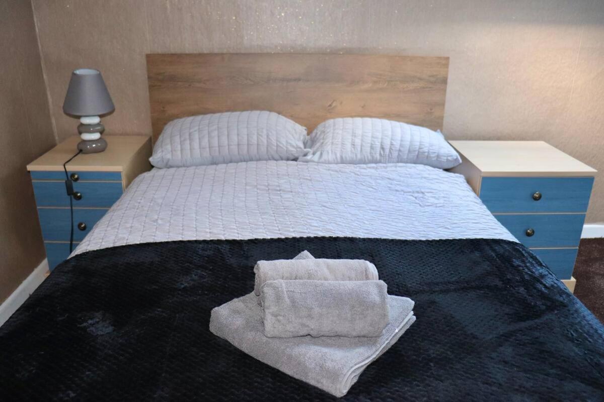 Blooming 2 bedroom Property