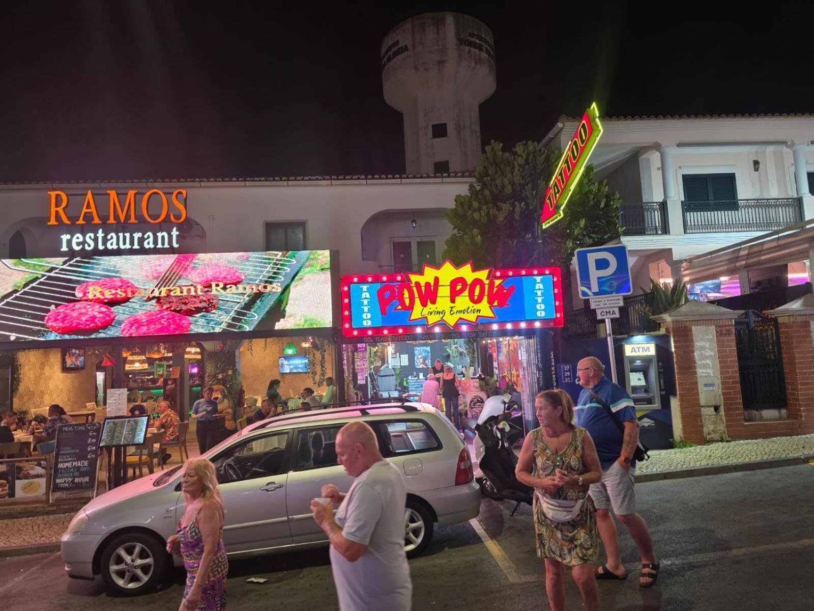 Guest House Casa Ramos on the Strip