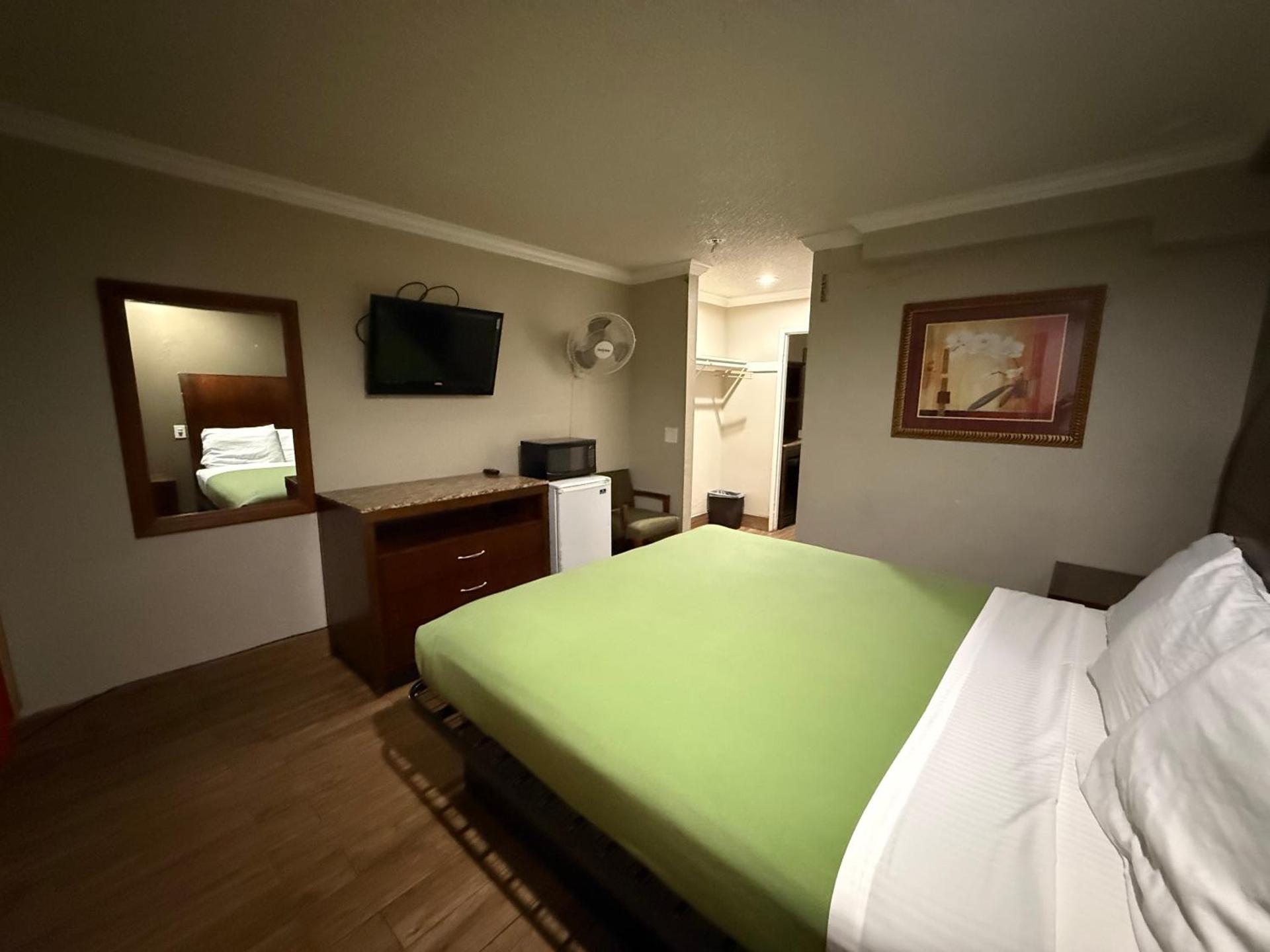 Casa Blanca Hotel - Corona