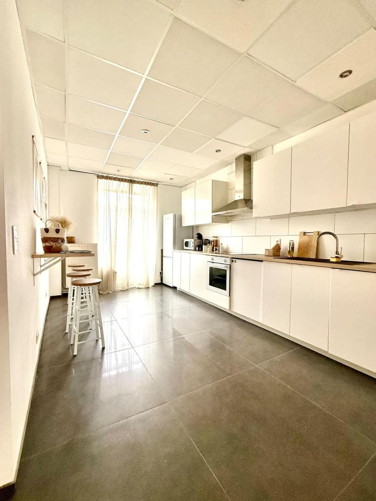 Spacious duplex in the center of Bastogne Onikos rooms