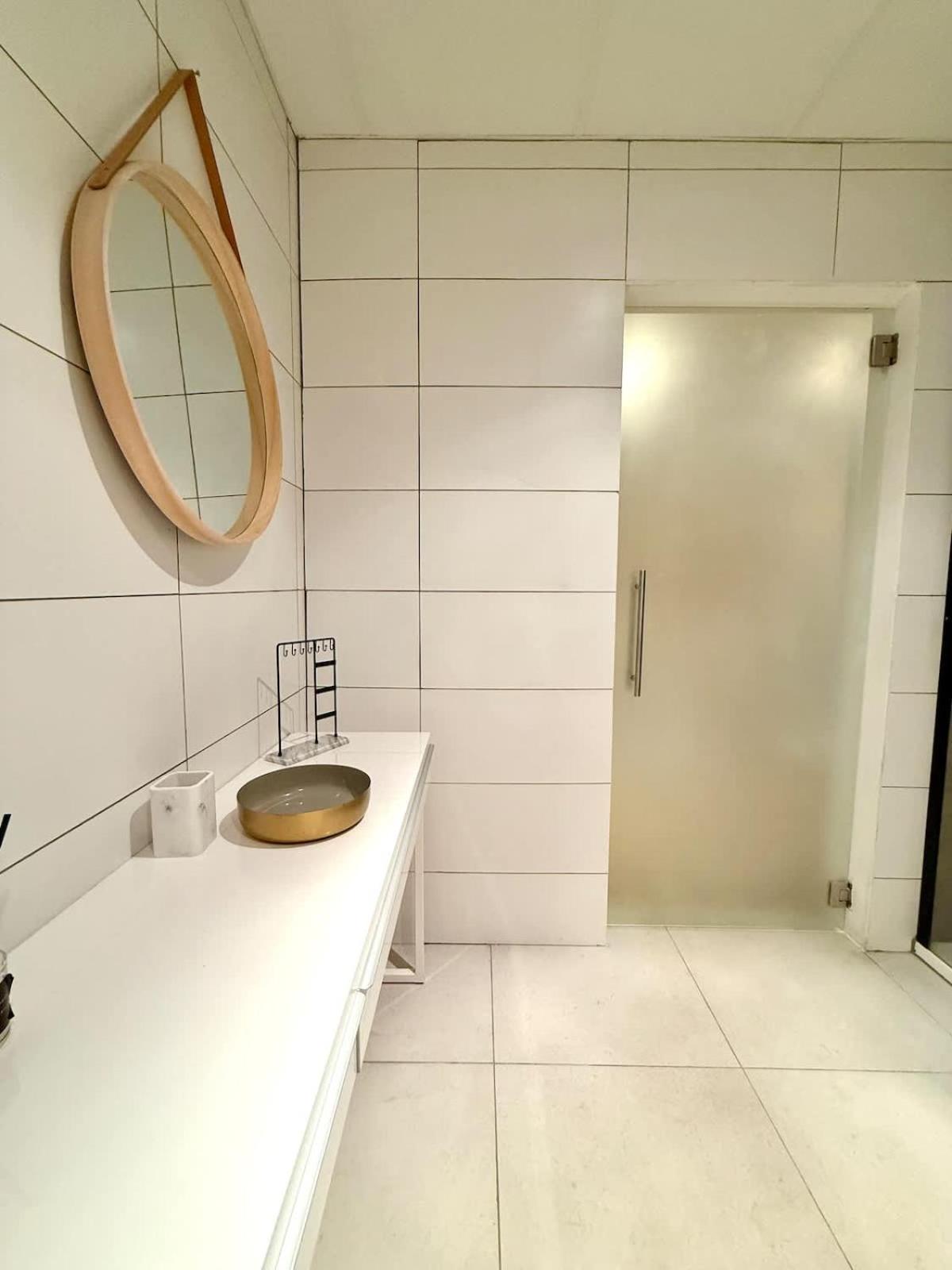 Spacious duplex in the center of Bastogne Onikos rooms