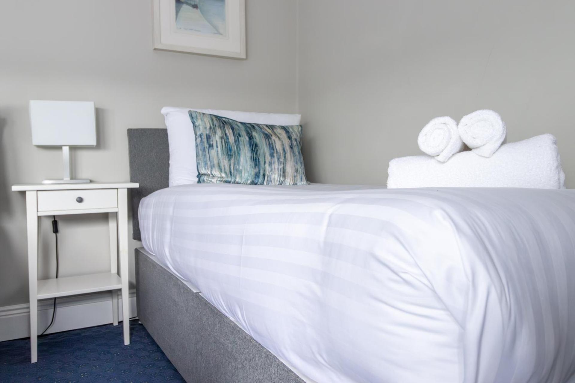 Apartment with City View