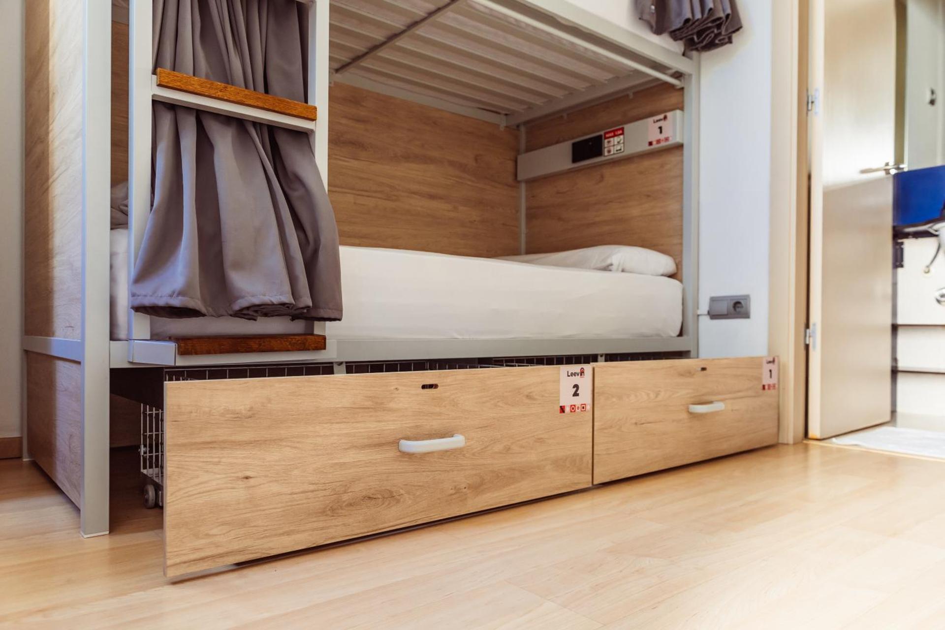 Bunk Bed in Male Dormitory Room 
