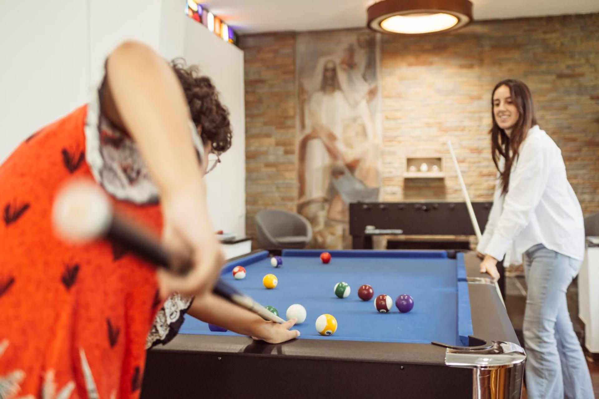 Leevin Student Barcelona