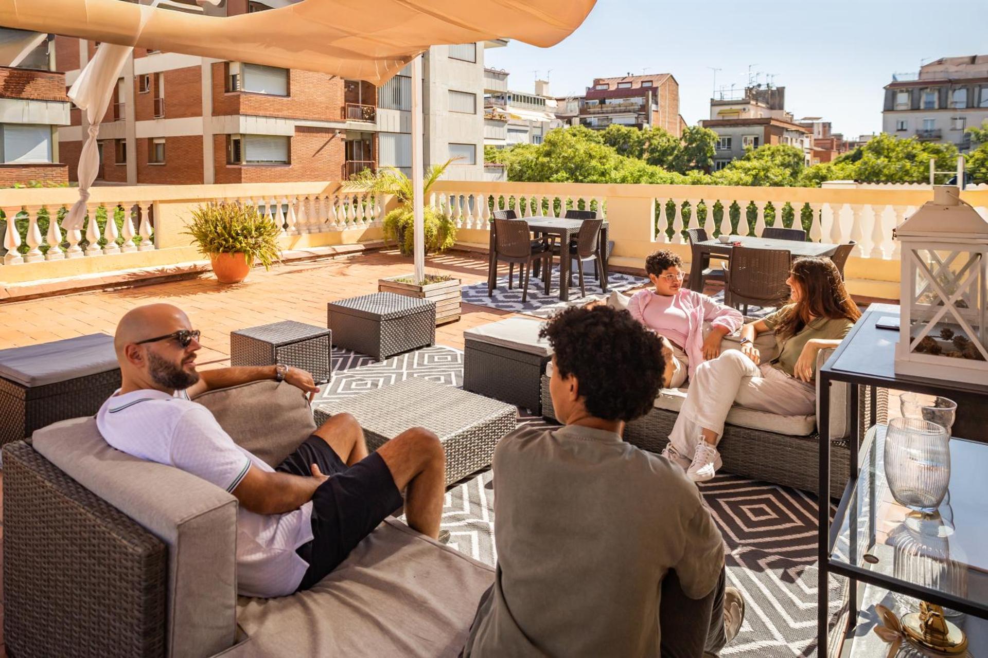 Leevin Student Barcelona