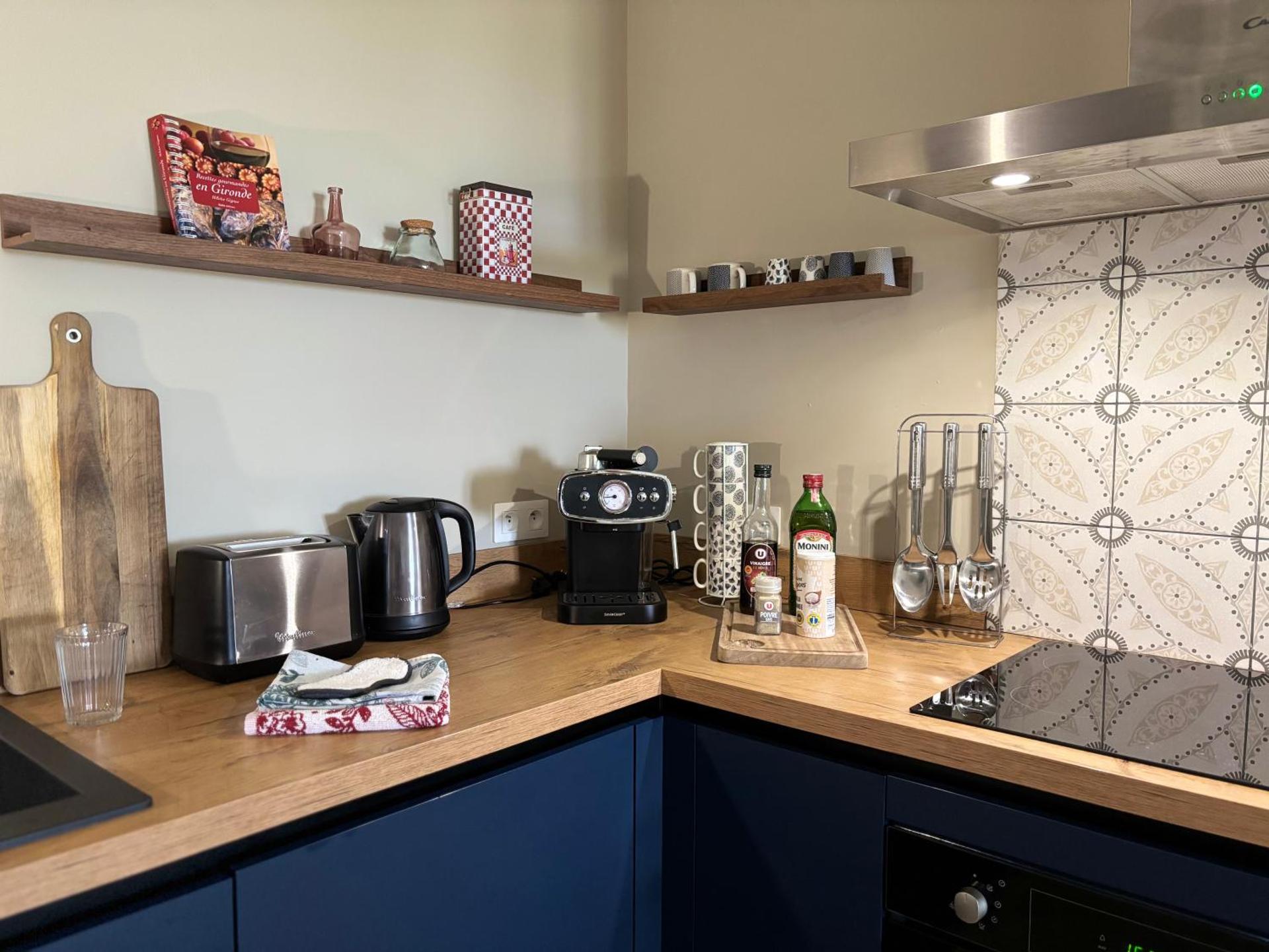 Coffee/tea facilities