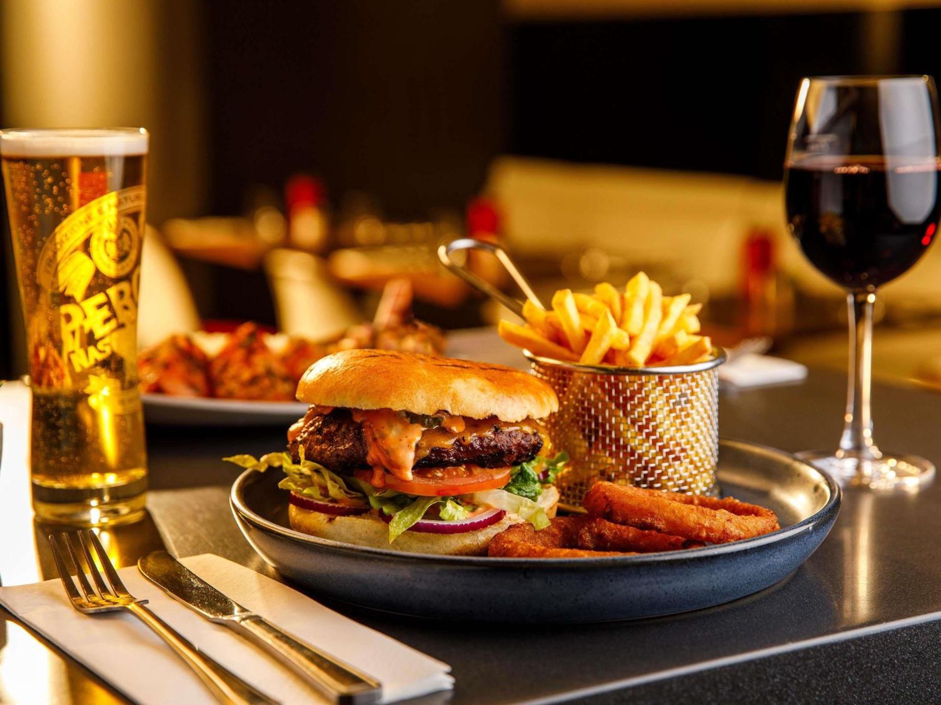 Restaurant/places to eat