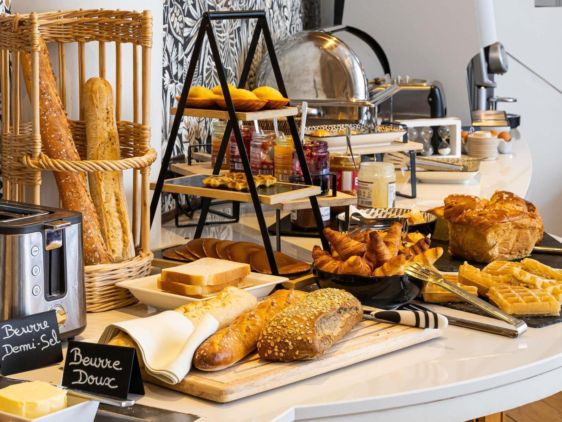 Restaurant/places to eat