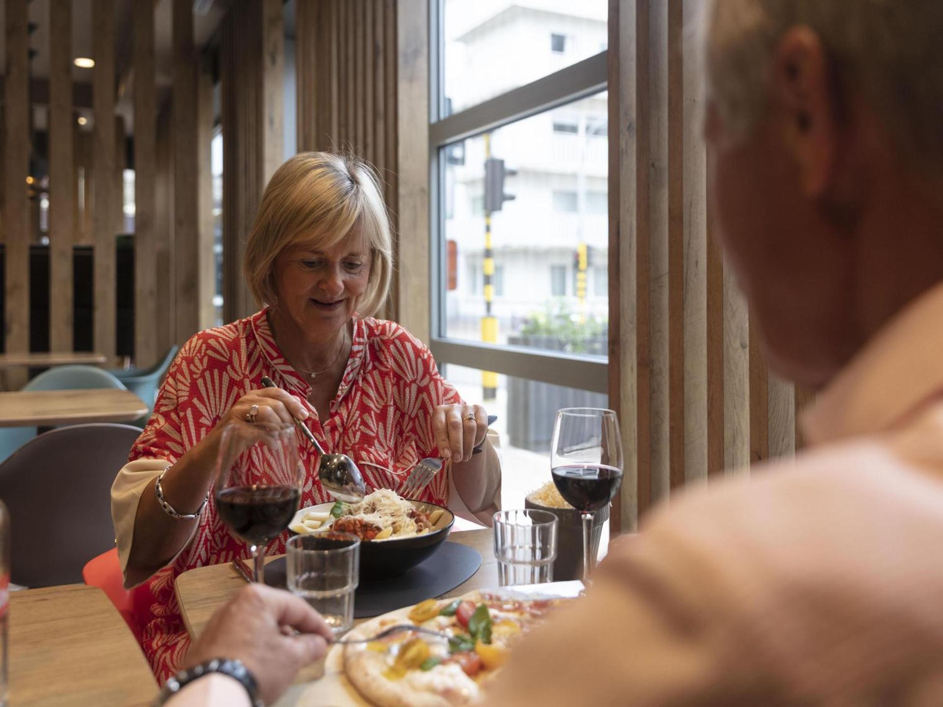 Restaurant/places to eat