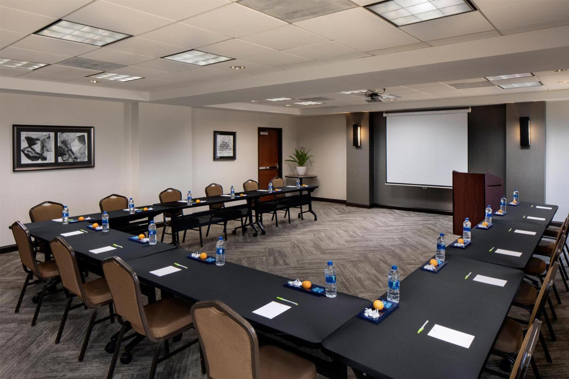Meeting/conference room