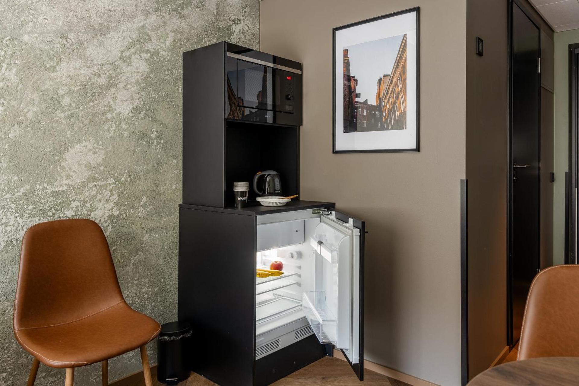 H28 - Hotel, Apartments and Suites by UHANDA