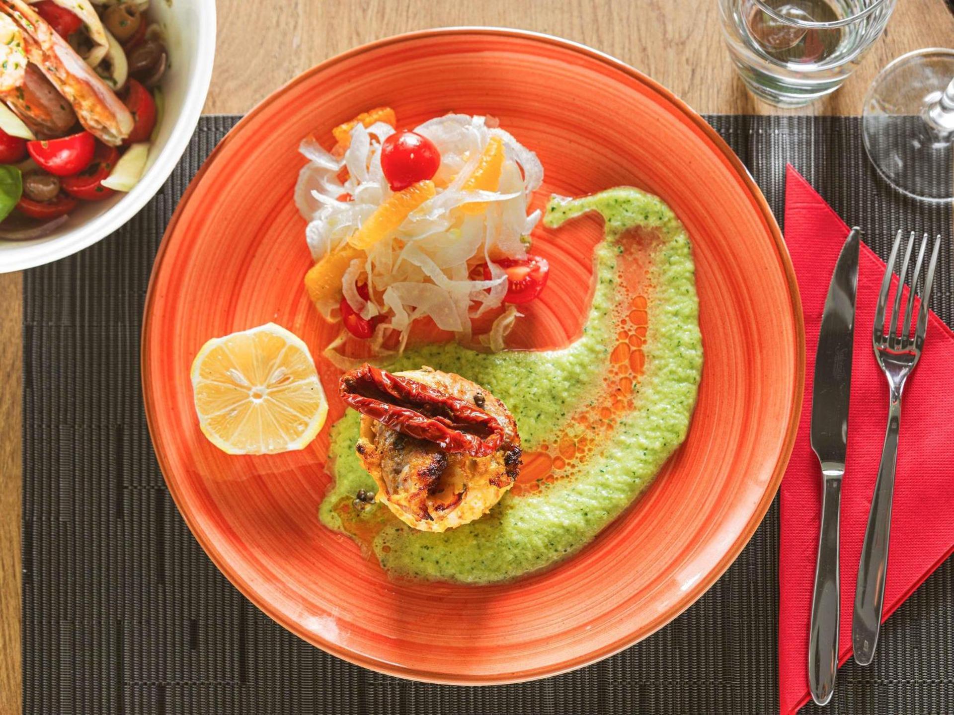 Restaurant/places to eat