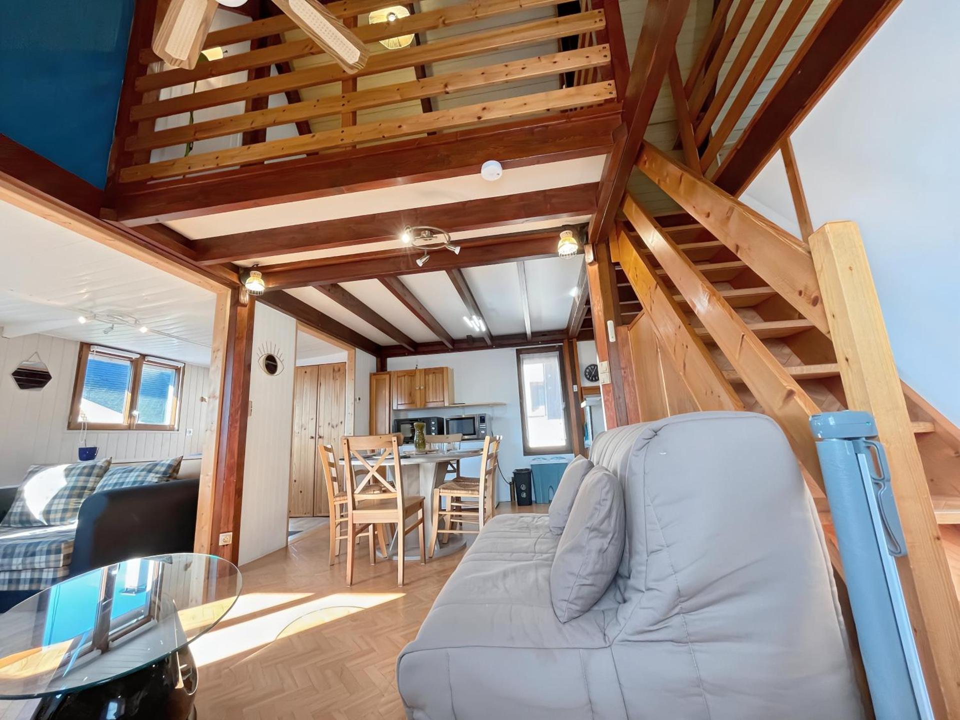 Chaleureux chalet à 3 minutes à pied de la mer - Parking gratuit