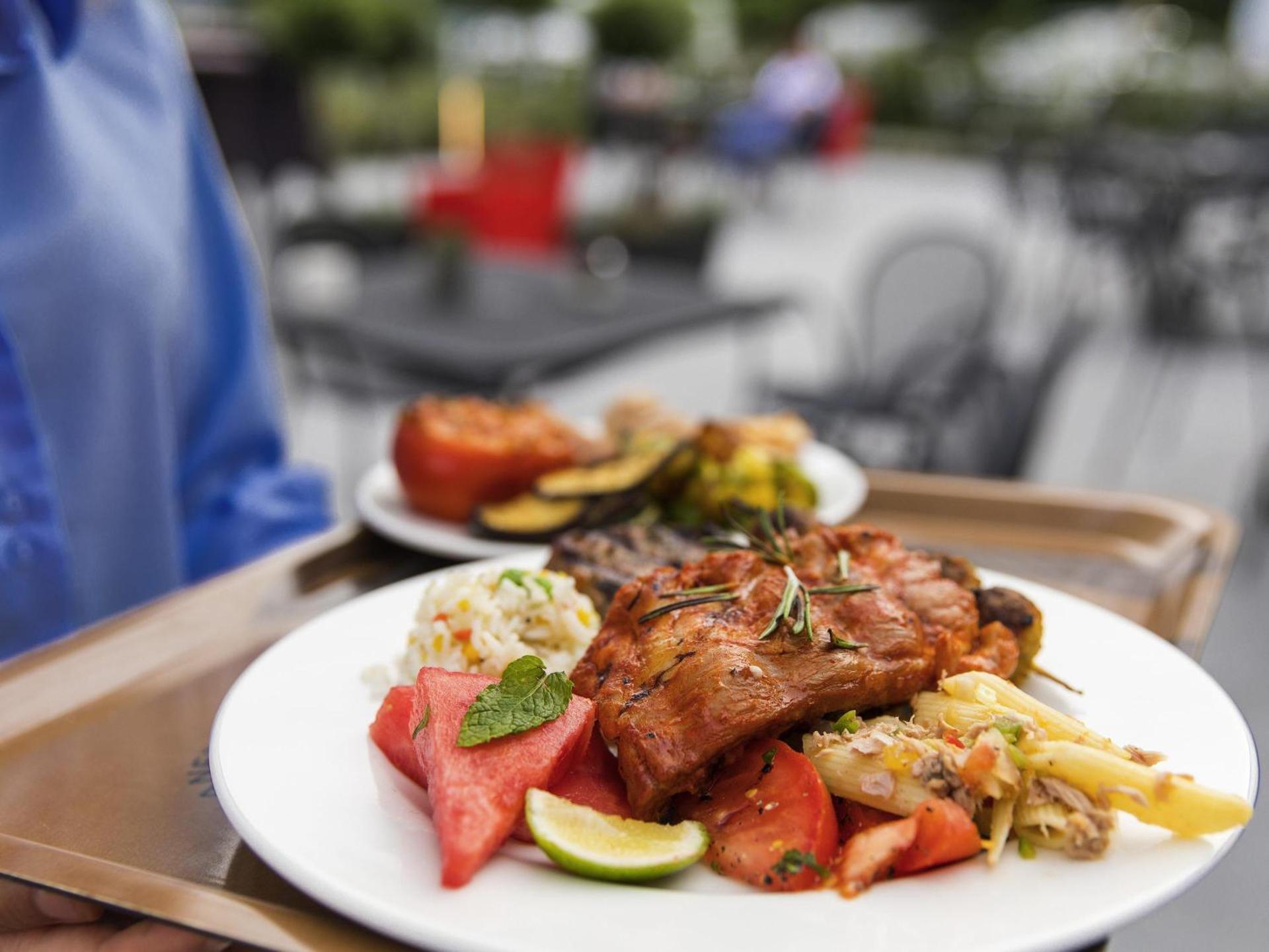 Restaurant/places to eat